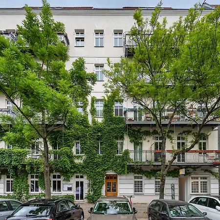 33 L - 8 Rooms, 3 Baths, 190qm Apartmán *