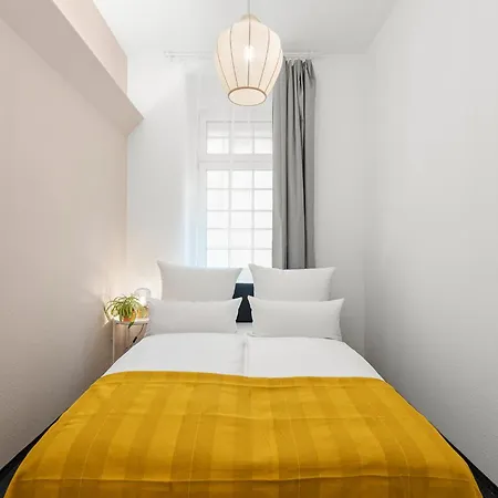 33 L - 8 Rooms, 3 Baths, 190qm Berlín