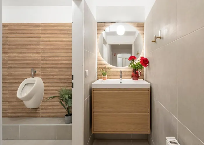 Apartamento 33 L - 8 Rooms, 3 Baths, 190qm *