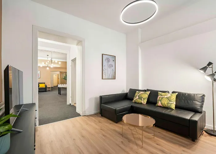 33 L - 8 Rooms, 3 Baths, 190qm Berlín