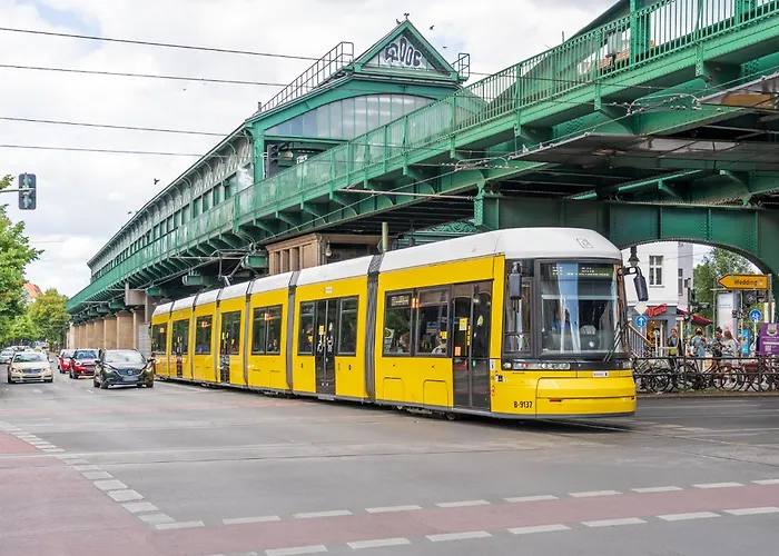 33 L - 8 Rooms, 3 Baths, 190qm *