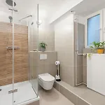 33 L - 8 Rooms, 3 Baths, 190qm Берлин
