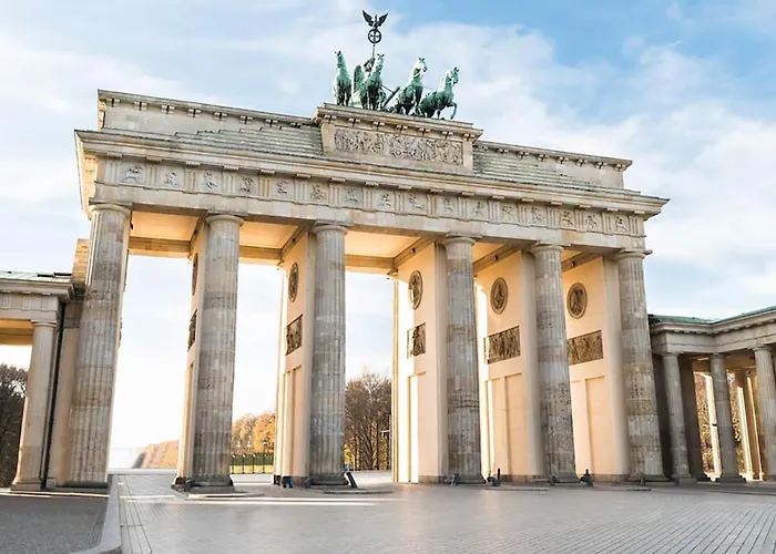 Lägenhet 33 L - 8 Rooms, 3 Baths, 190qm Berlin